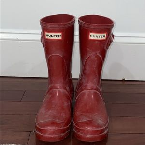 Red Glossy Short Hunters